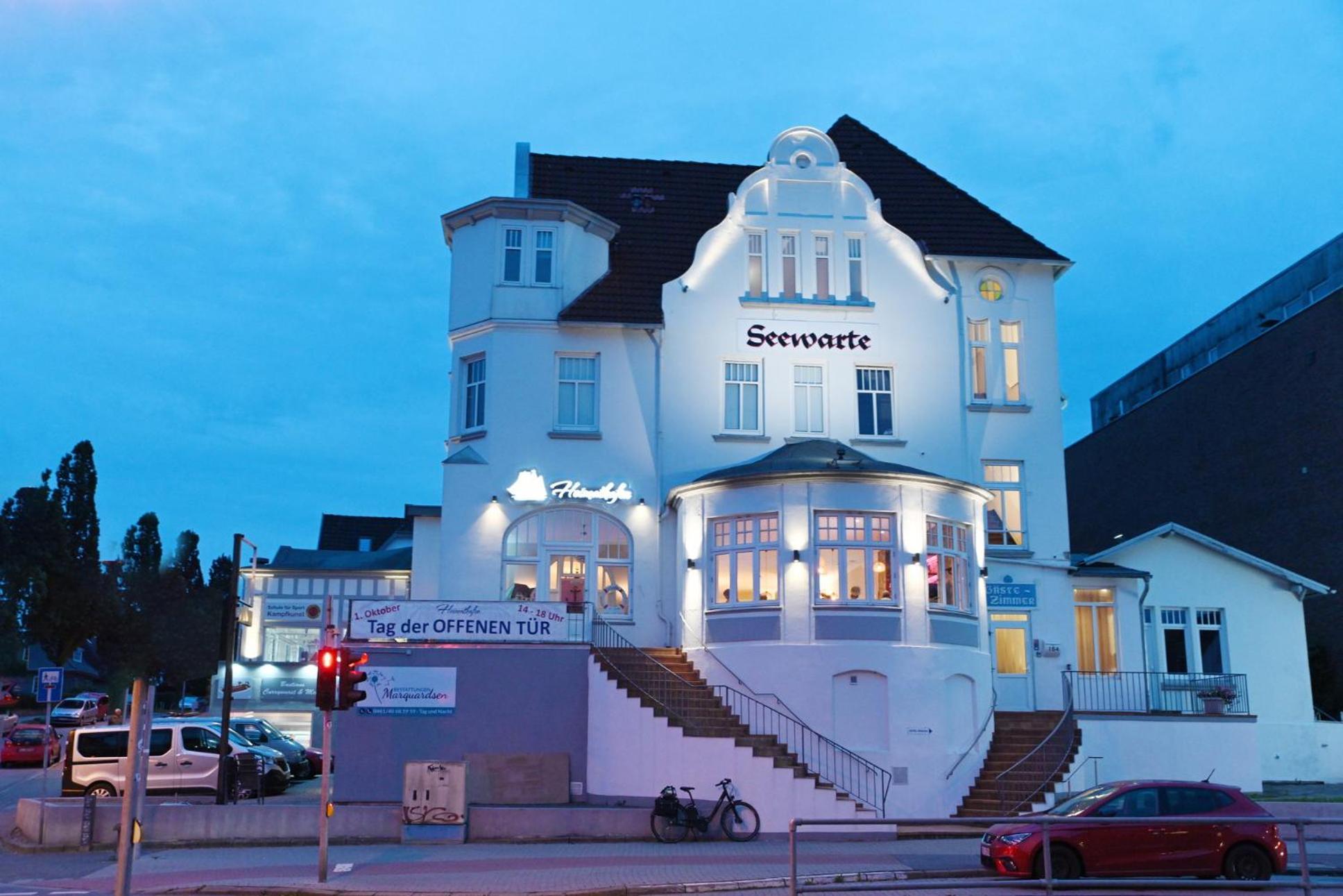 Gaestehaus Seewarte เฟลนส์บวร์ก ภายนอก รูปภาพ
